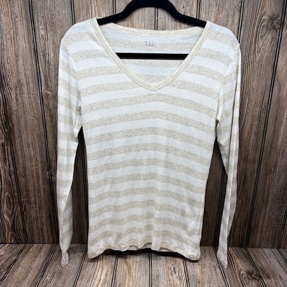 GAP Tops - GAP Women's Long Sleeve Striped V Neck T Shirt Top Size M Beige White Basic